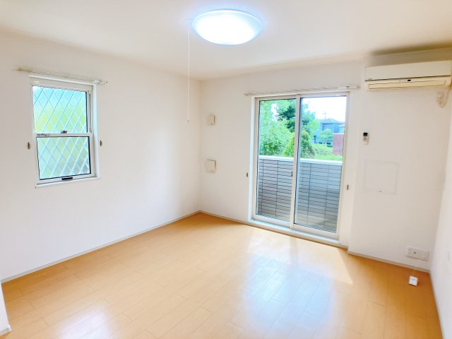 コーポ二ヶ崎の居間・リビング