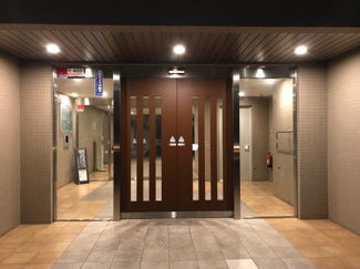 【エントランス】