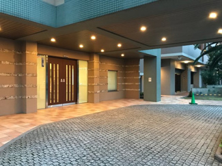 【エントランス】