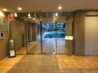 【エントランス】