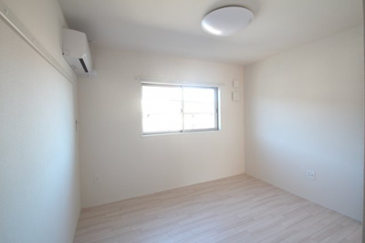 【寝室】 | リッチ・モンド