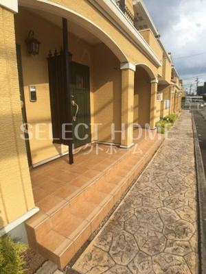 【エントランス】 | グリーンシティ竜美H棟 | ゆとりのあるエントランスです