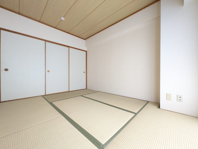 藤和シティコープ河辺Ⅱの和室