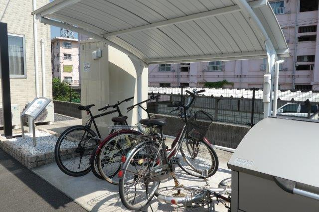 倉敷市中庄のアパートのその他共用部分|自転車置き場