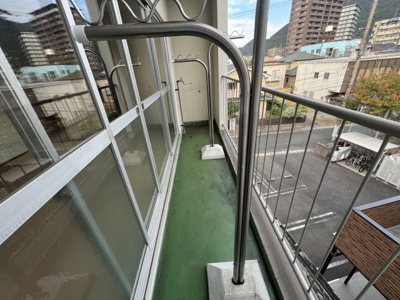 【バルコニー】 | 国見荘