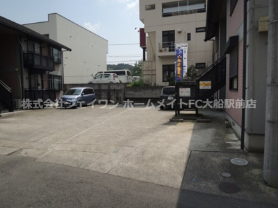 【駐車場】 | サンライズ・レジデンス