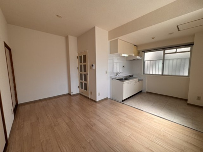 【居間・リビング】 | 阿南ビル