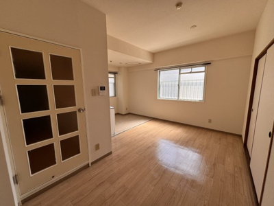 【居間・リビング】 | 阿南ビル