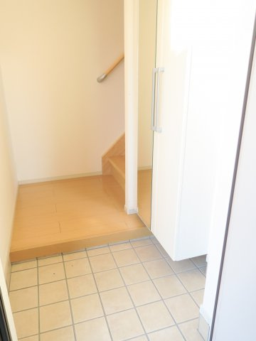 カムイ・インタラの玄関