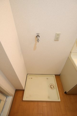 【設備】 | ドミール | 洗濯機置場