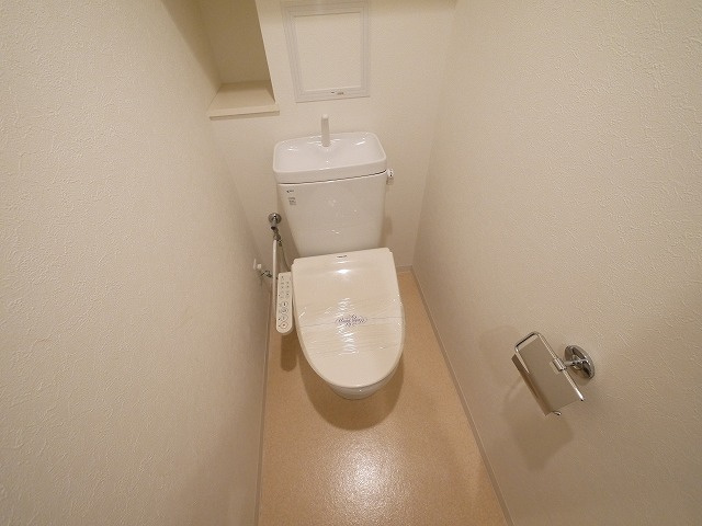 レイセニット奈良グラン・ヴェルジェのトイレ|落ち着いたトイレです