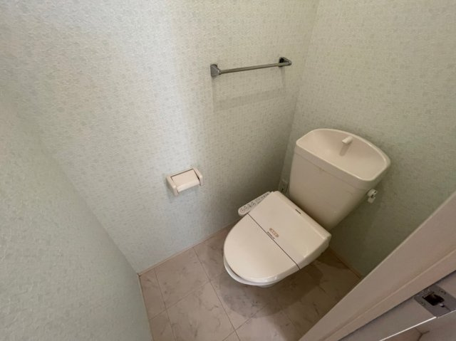 シャングリラのトイレ