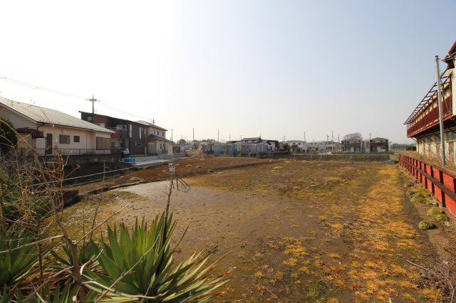 川越市大字古市場　建築条件なし売地　「上福岡駅」徒歩33分　敷地498坪　の外観