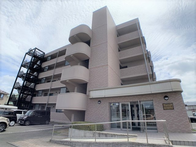 マンションヴェルテスⅡ　の外観