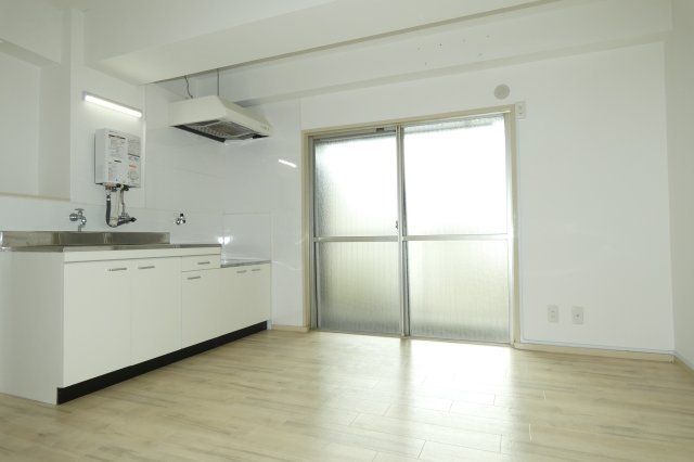 【居間・リビング】 | 長居椿マンション