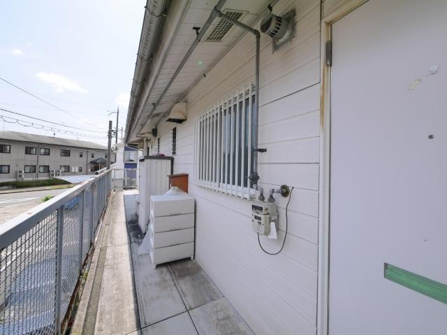 長谷川ハイツのエントランス
