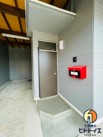 広川町新代貸家のエントランス