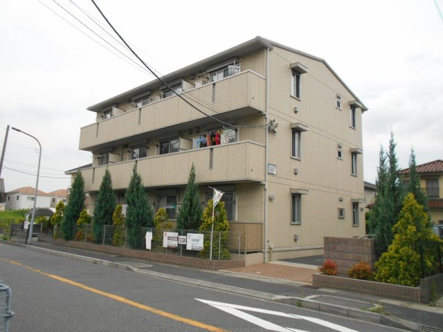 グラシューズ市川の外観