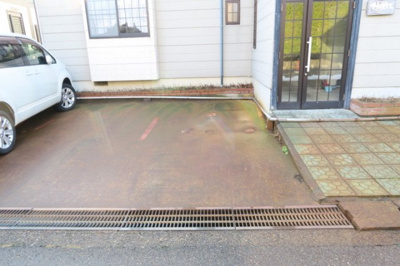 【駐車場】 | マナハウス | 消雪設備あります