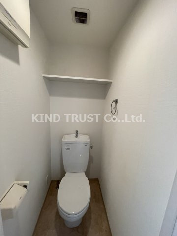 プレミアムコート天神橋エイトのトイレ