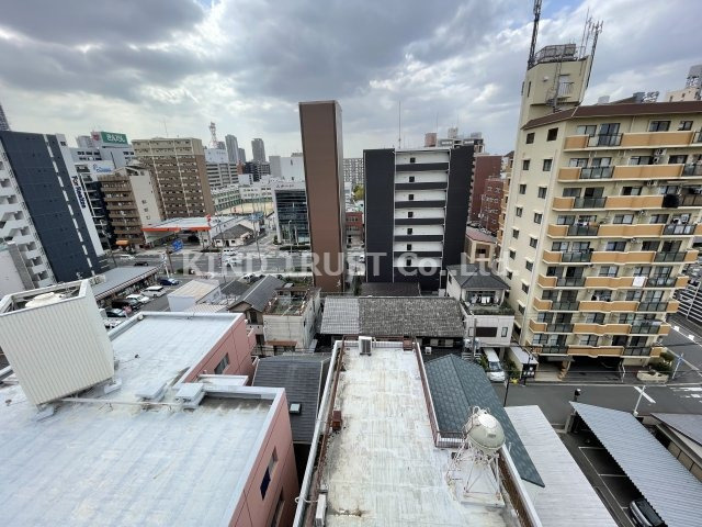 プレミアムコート天神橋エイトの展望