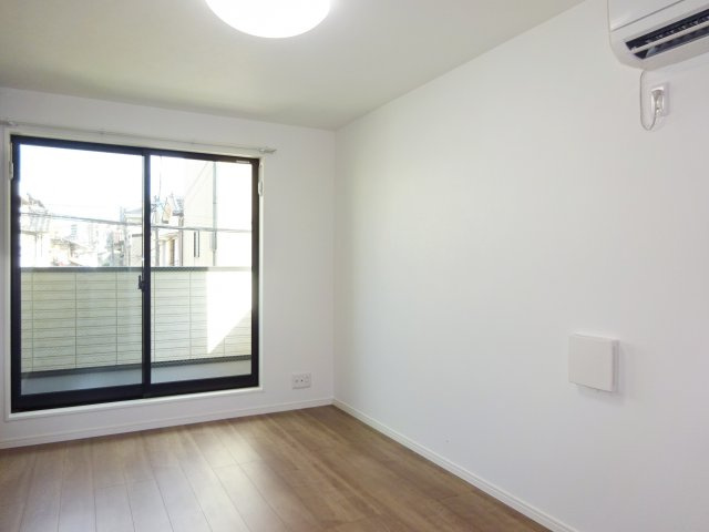 アン・リベール西小岩 の洋室