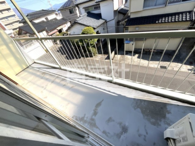 【バルコニー】