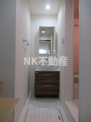 【洗面所】 | フジパレス新石切（新石切賃貸） | ゆったりとスペースのある洗面所