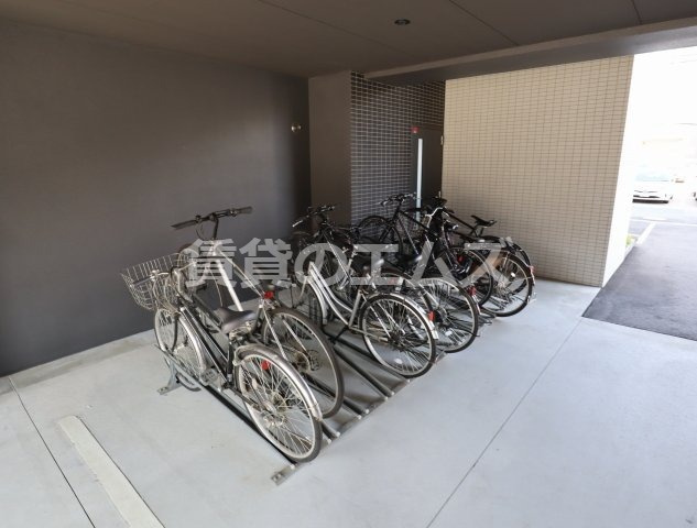 【その他共用部分】 | ＴＨＥＳＱＵＡＲＥ　ＵｒｂａｎＲｅｓｉｄｅｎｃｅ | ＴＨＥ　ＳＱＵＡＲＥ　Ｕｒｂａｎ　Ｒｅｓｉｄｅｎｃｅの駐輪場