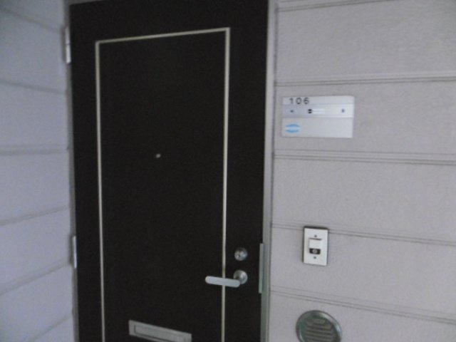 フラッツ17のエントランス