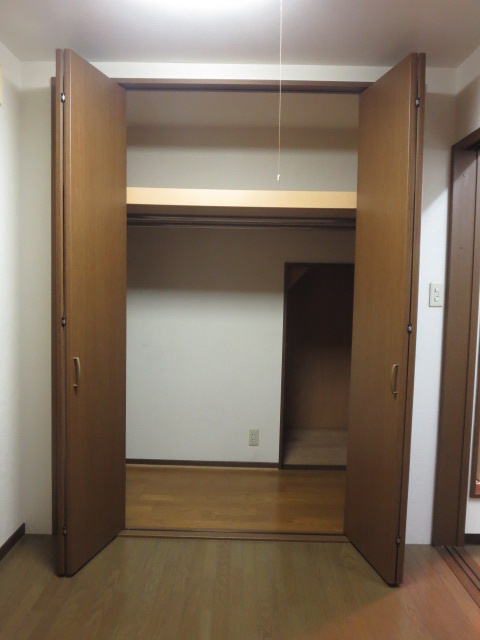 ハイツ富永の展望|洋室