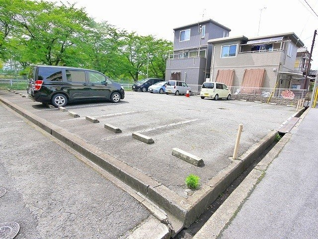 佐保川ハイツCの駐車場|駐車場です