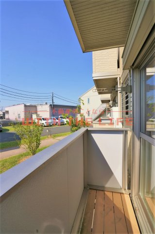 セジュールコロン【キャッシュバック対象】のバルコニー|バルコニーがあります