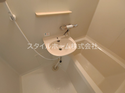 【浴室】 | プランドール　B | 別部屋写真です。