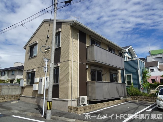 熊本市中央区新屋敷２丁目のアパート