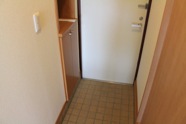 パワーステージ中村の玄関|写真は別の部屋です。