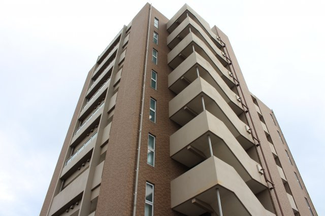 パワーステージ中村の外観