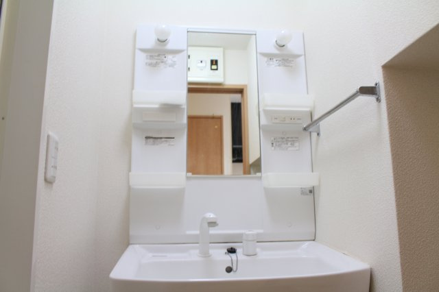 パワーステージ中村の独立洗面台|写真は別の部屋です。