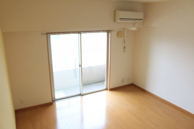 パワーステージ中村の居間・リビング|写真は別の部屋です。