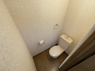 【トイレ】 | リリエンハイムⅢ | トイレです