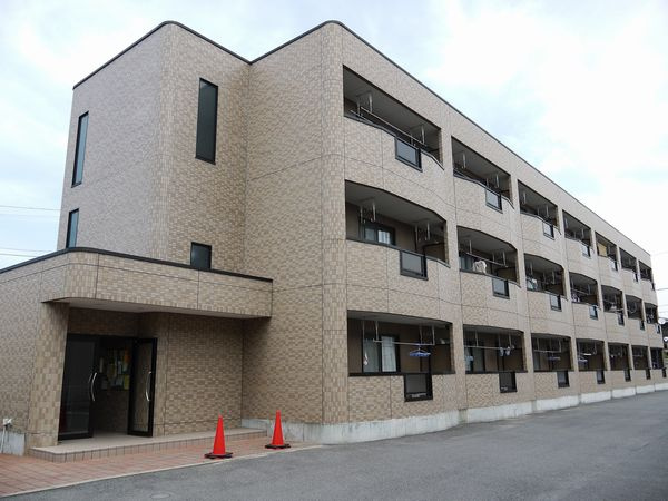 メゾン　トルヴェールの外観