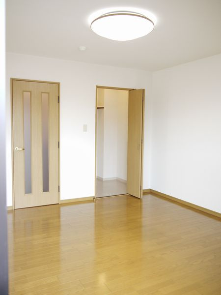 メゾン　トルヴェールの居間・リビング