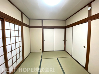 【和室】 | 川西市萩原２丁目中古戸建 | 1階和室６帖です♪足を伸ばして寛げる居室です♪リフォーム済みでいつでもご覧いただけます！！お気軽にネクストホープ不動産販売までお問い合わせを！！