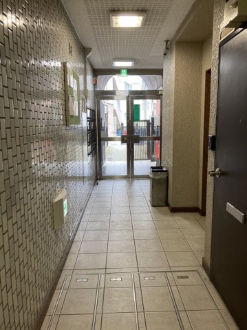 第３工新ビルのロビー