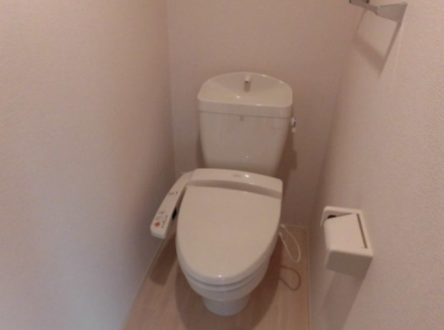 セジュールパルティノスのトイレ|清潔感のあるトイレです