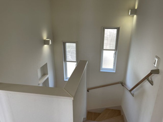 【その他】 | 北群馬郡吉岡町漆原　中古戸建 | 階段にはニッチもあります