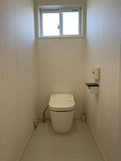 【トイレ】 | 北群馬郡吉岡町漆原　中古戸建 | パナソニックのアラウーノが設置されています