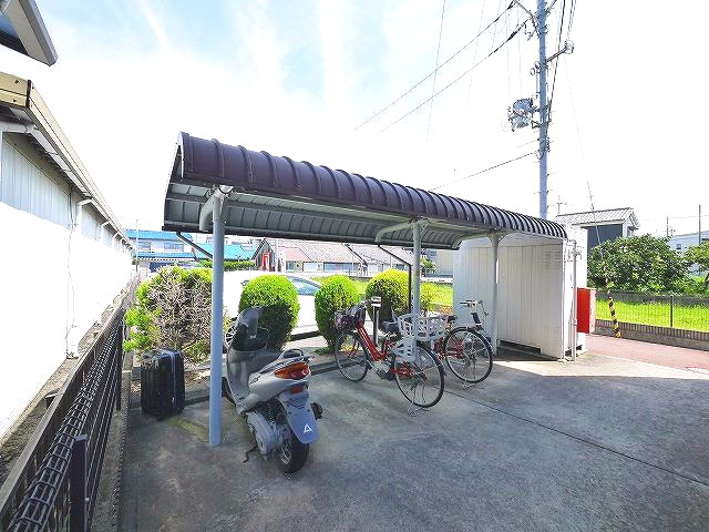 メゾン・ポナールのその他共用部分|自転車置き場