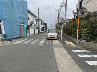 【前面道路含む現地写真】 | 前面道路
