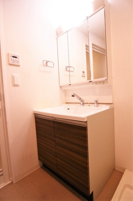 【独立洗面台】 | アビエール海岸通